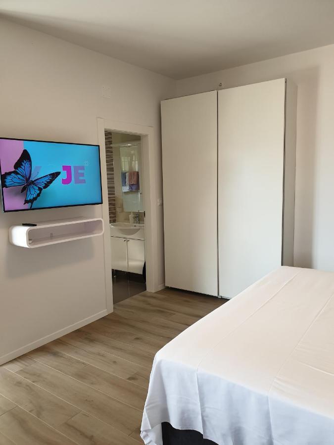 Apartments Vinka Jelsa  Extérieur photo